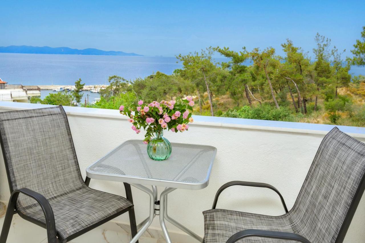 Leandros Hotel Nea Roda Zewnętrze zdjęcie